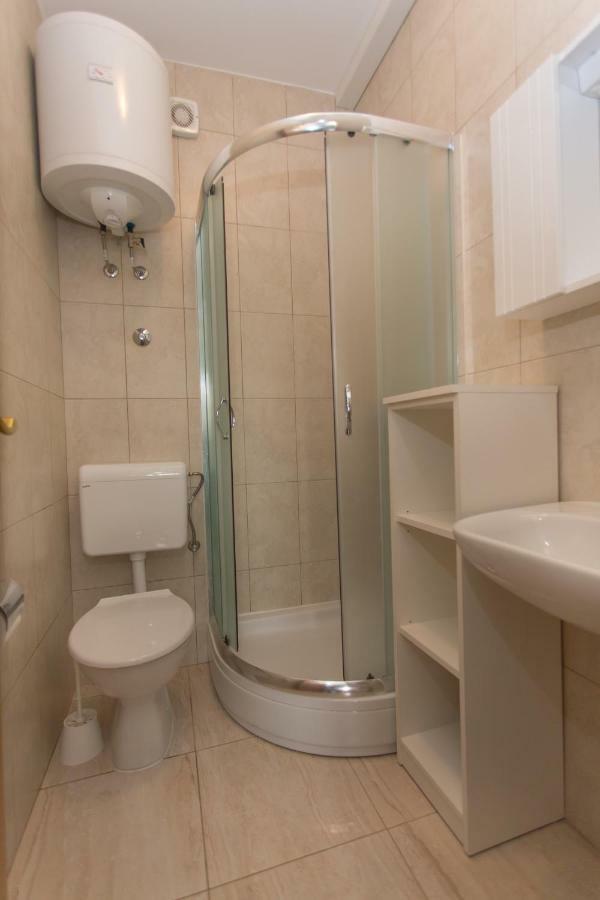 Apartment Ribica Kastela Luaran gambar